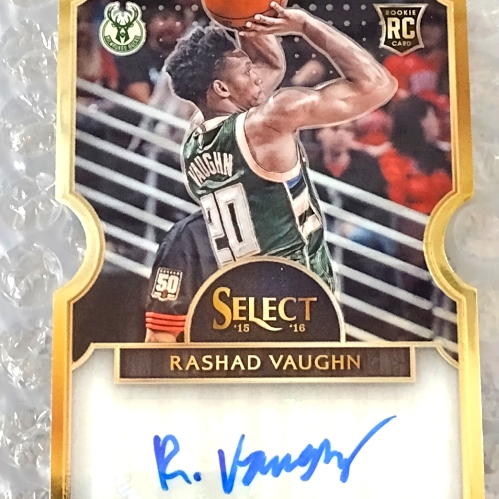 (Rashad Vaughn) (#18) - (44/60) Rookie Select Card autographed # card!